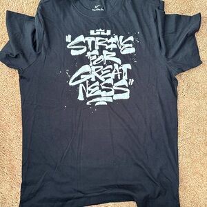 Lebron James Nike Men’s Teeshirt